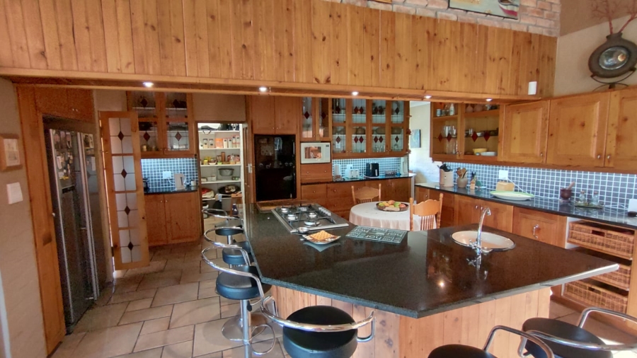 3 Bedroom Property for Sale in Stilbaai Wes Western Cape